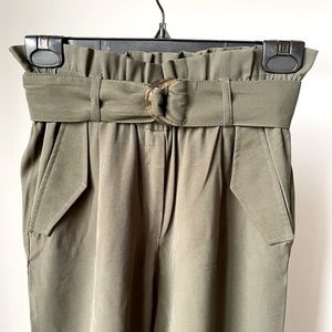 Dynamite Khaki Green High-Waisted Paperbag Pants with Removable Belt. Size XXS.